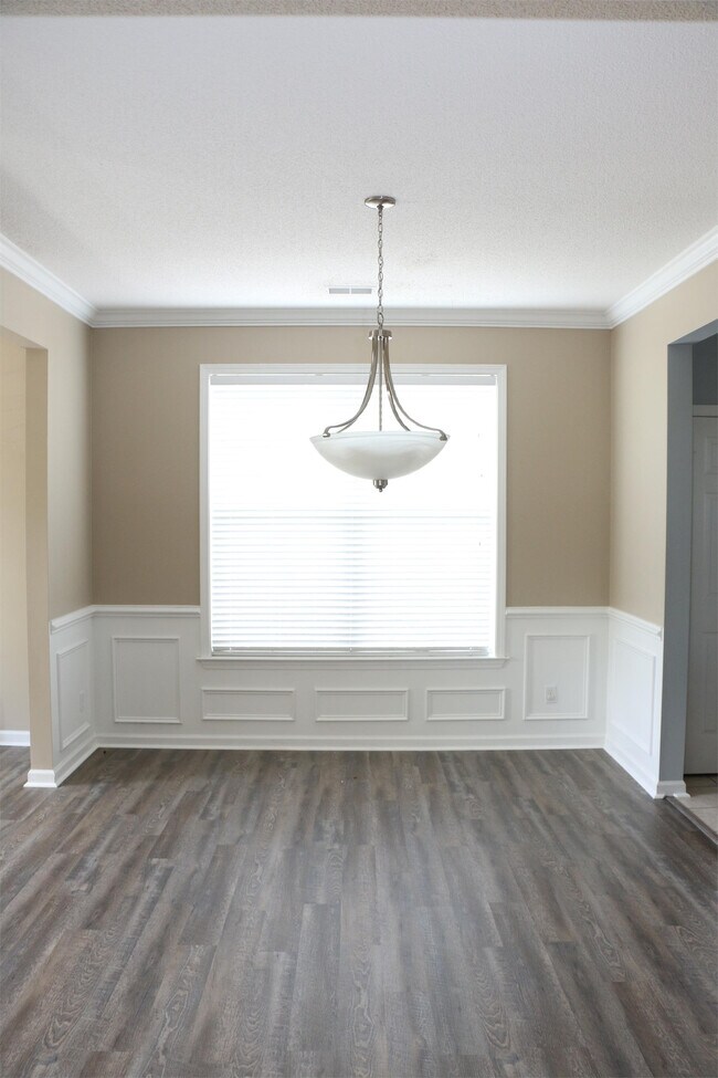 Photo - 10 Bushwood Dr