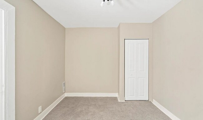 Photo - 163X N Wolfe St 21213