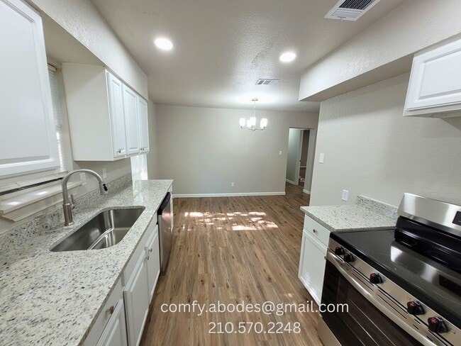 Photo - 331 Clarence St