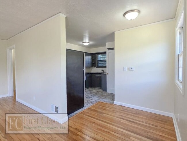 Photo - 5725 N Montana Ave