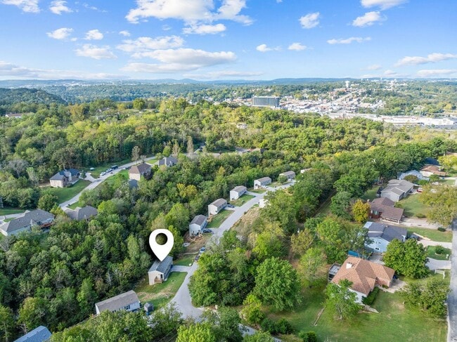 Photo - House for rent close to the Landing