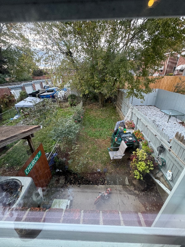 Photo - 915 Union St