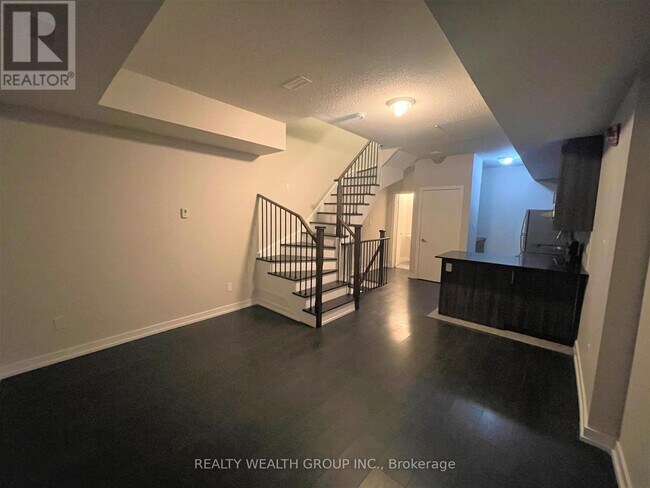Photo - 2059 Weston Rd