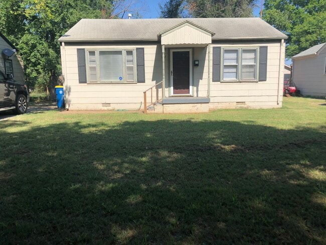 Photo - 1119 S Walnut St