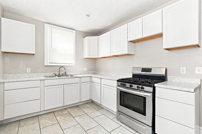 Photo - 130 S Highland Ave Unit 132