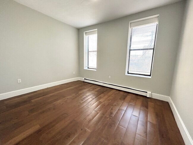 Photo - 15 Ruggles St Unit 2