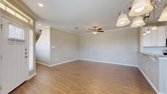 Photo - 2001 Harvey Mitchell Pkwy S