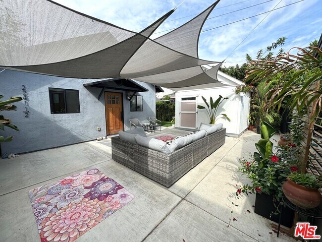 Photo - 2241 1/2 Harwood St