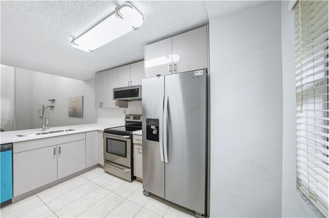 Photo - 214 City View Dr Unidad #214