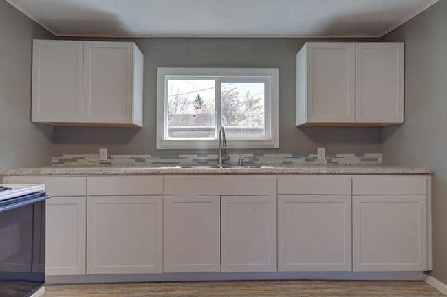 Photo - 1339 NE Logan St