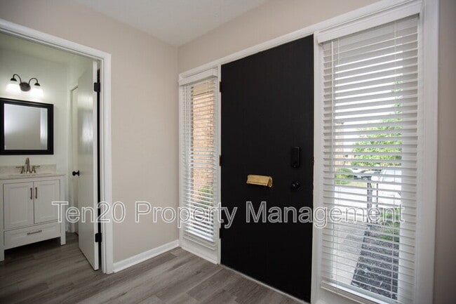 Photo - 2525 Norris Rd Unit #37