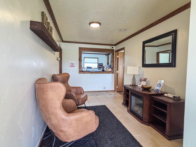 Photo - Overland Office