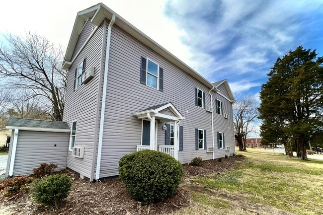 200 Shady Rest Rd. Morganton NC
