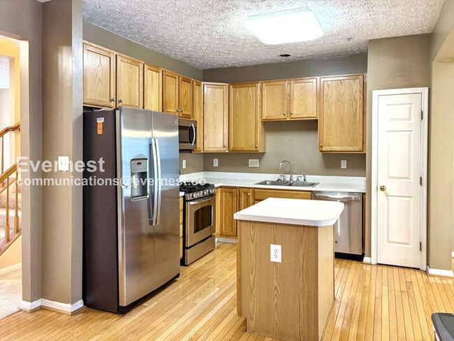 Photo - 8366 Frostwood Dr