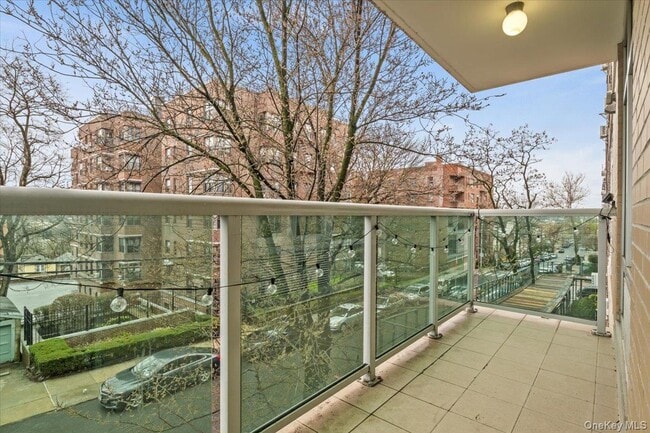 Photo - 3511 Cambridge Ave Unit 3F