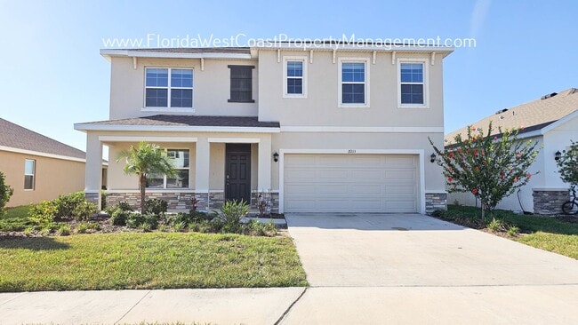 Building Photo - 5 BEDROOM- 3 BATH PLUS FLEX SPACE! OUTSTANDING SOLERA LAKEWOOD RANCH!
