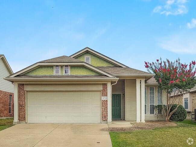 Building Photo - Charming 4-Bedroom Home in a Quiet Neighbo...