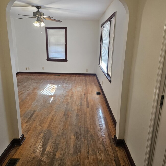 Photo - 287 Myrtle St