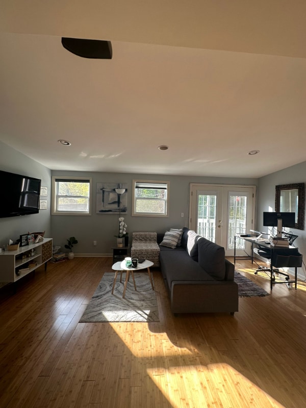 Photo - 417 Princeton Way NE