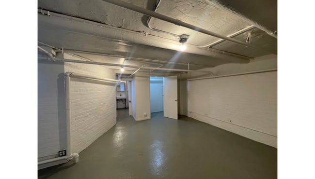 Photo - 127 Seward Ave Unidad Studio