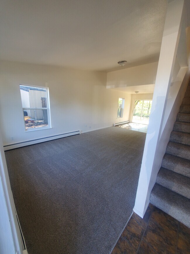 Photo - 632 1/2 Colony Rd