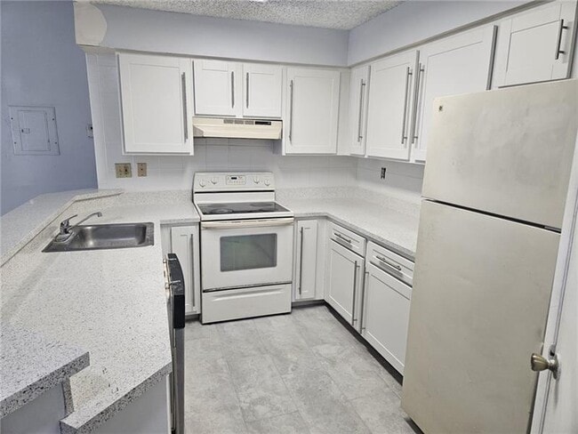 Photo - 2445 SW 18th Terrace Unit 1003