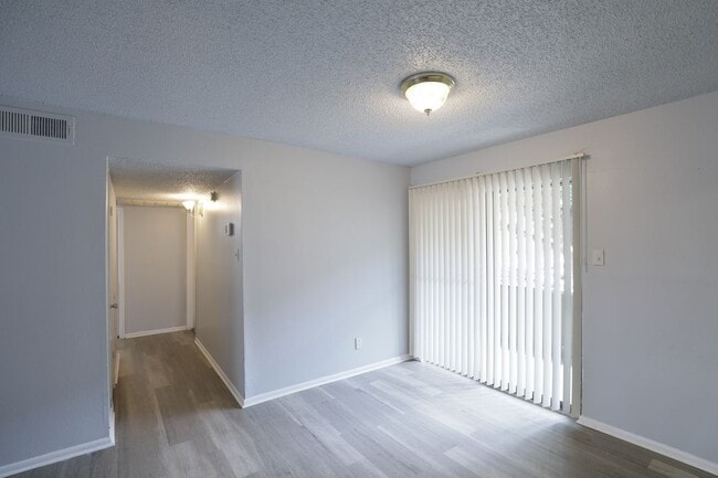 Photo - Tuscany Park Apartments