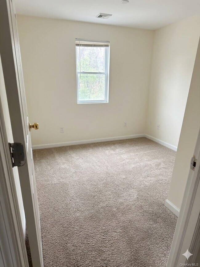 6270 Rte 209 Unit B