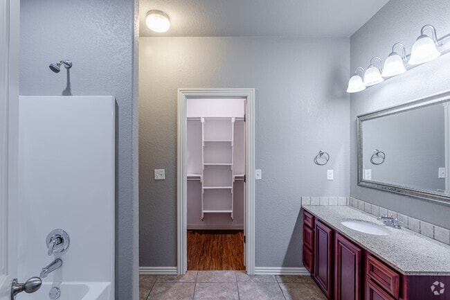 3BR, 2BA - 1300-1700 SF