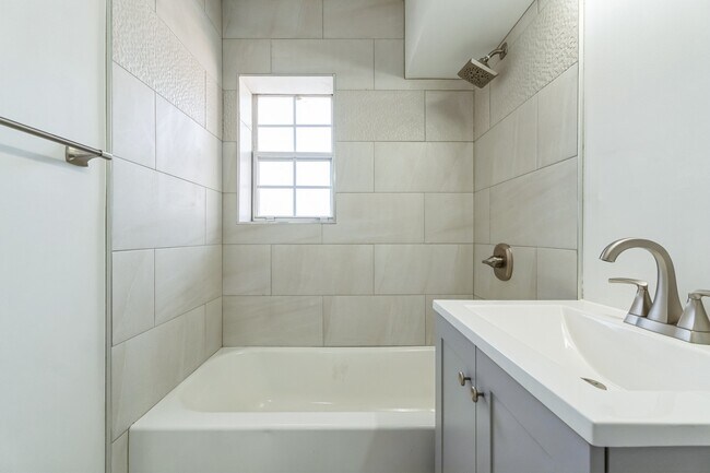 Elevate your daily routine in the sleek and modern bathroom at Parkside Apartments. This beautifully designed space offers comfort and convenience for your lifestyle. Don’t miss out on making this your new home—schedule a tour today!