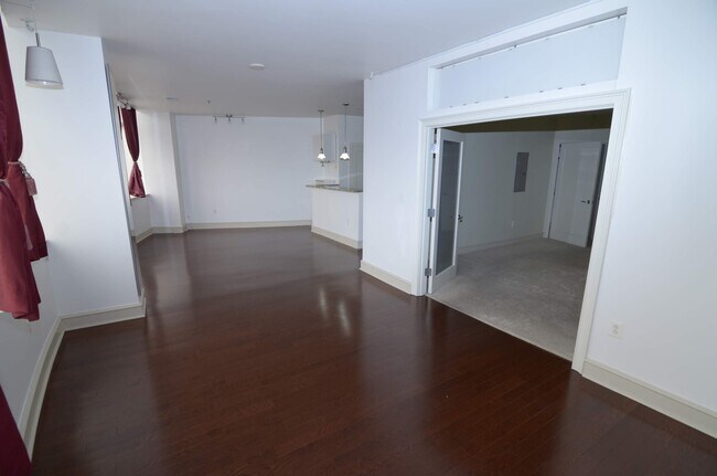 Photo - 201 N 8th St Unit 612