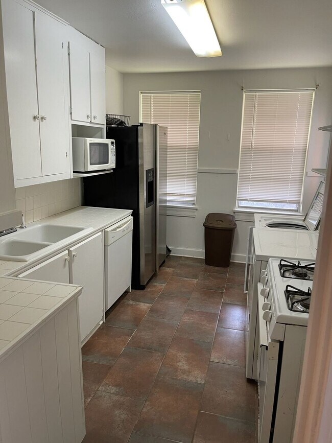 Photo - 3457 Morning Glory Ave Unidad mg1