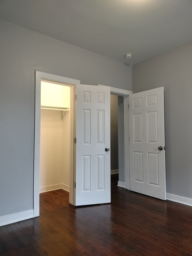 Photo - 1415 W 66th St