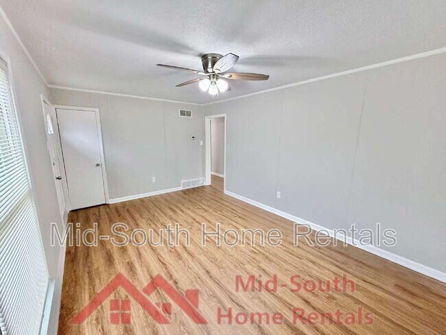 Photo - 1234 Whipporwill Cove