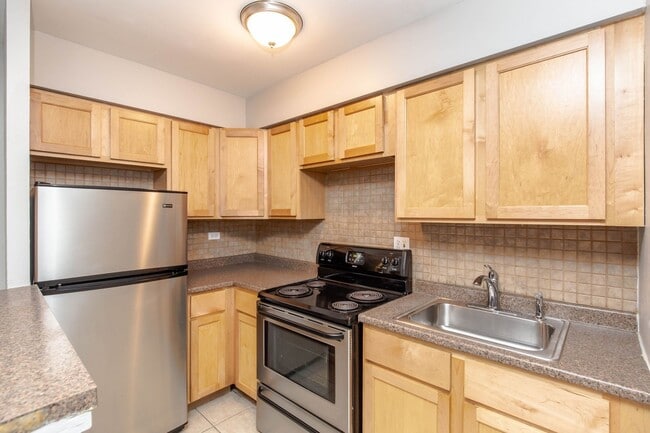 Photo - 744 W Gordon Terrace Unit 106