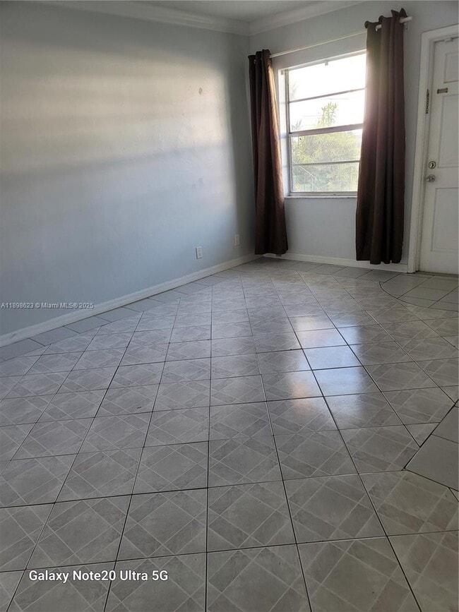 Photo - 2219 Polk St Unidad 5A