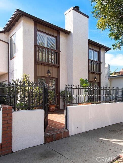 Photo - 1541 E Ocean Blvd Casa