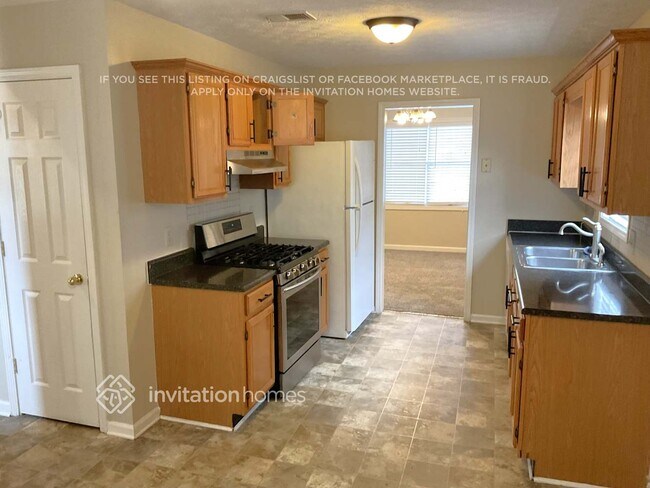 Photo - 2718 Ashbury Point Ln