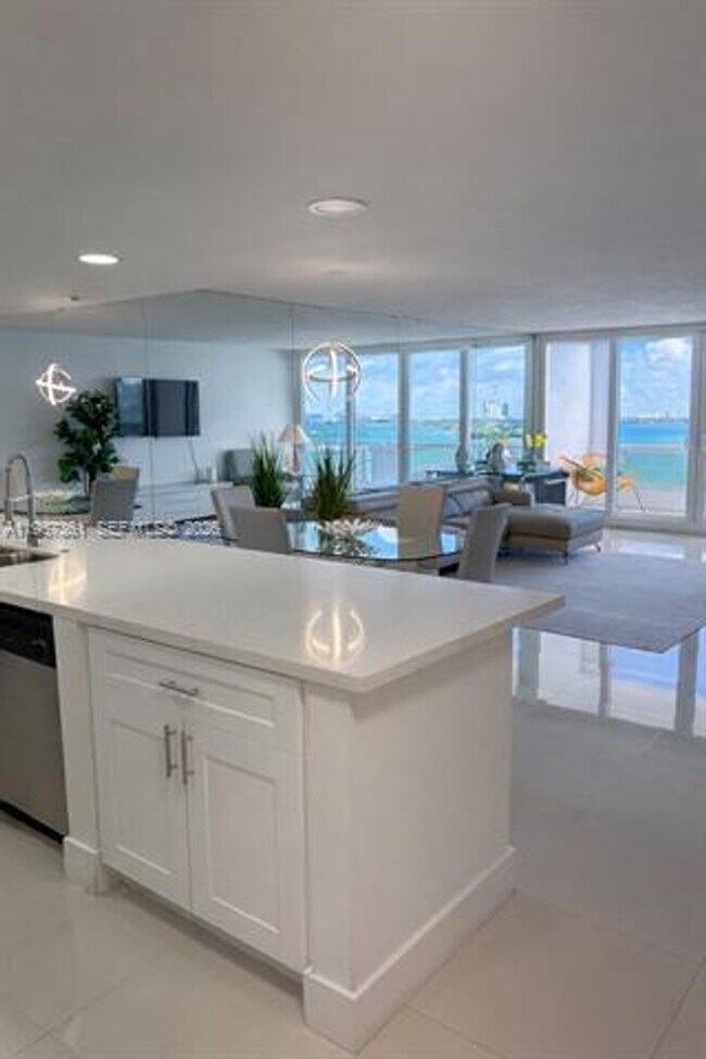 Photo - 1717 N Bayshore Dr Unit 1717 N Bayshore Dr # A-1132