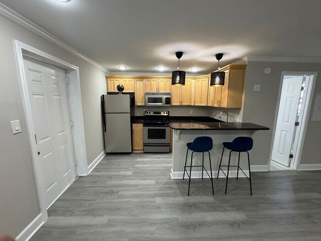 Building Photo - 45 Sheridan Dr NE Rental
