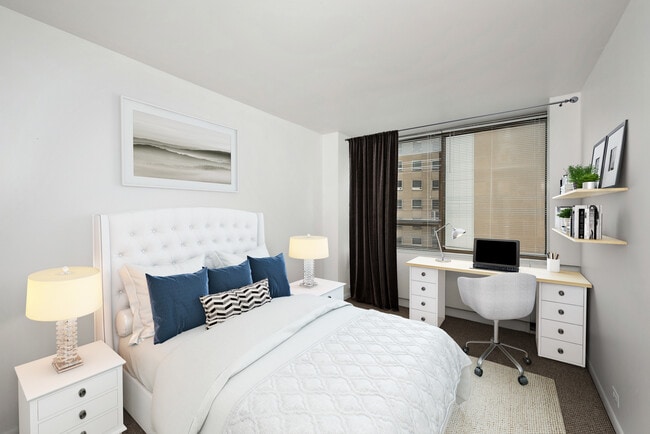 Photo - 2800 N Lake Shore Dr Unit 911