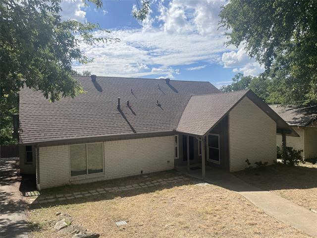 Building Photo - 2021 Wildwood Dr Rental