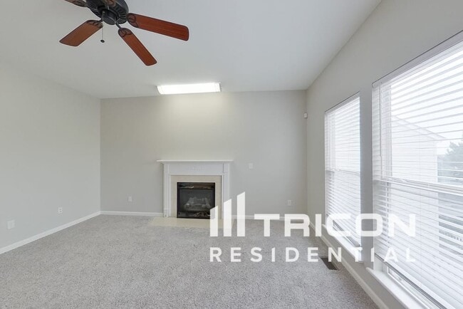 Photo - 507 Fortress Ct