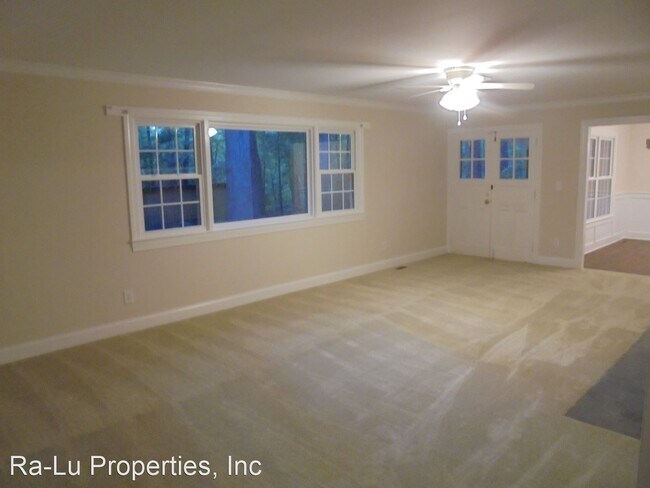 Photo - 4 br, 2.5 bath House - 842 Hinkle Ln