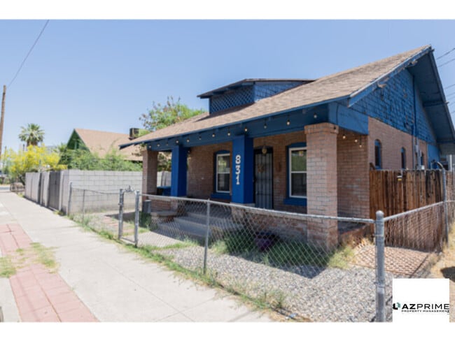 Photo - Radiating Warmth And Contemporary Charm, This Beautifully Remodeled 2/1 Home Offers Modern Comfort I