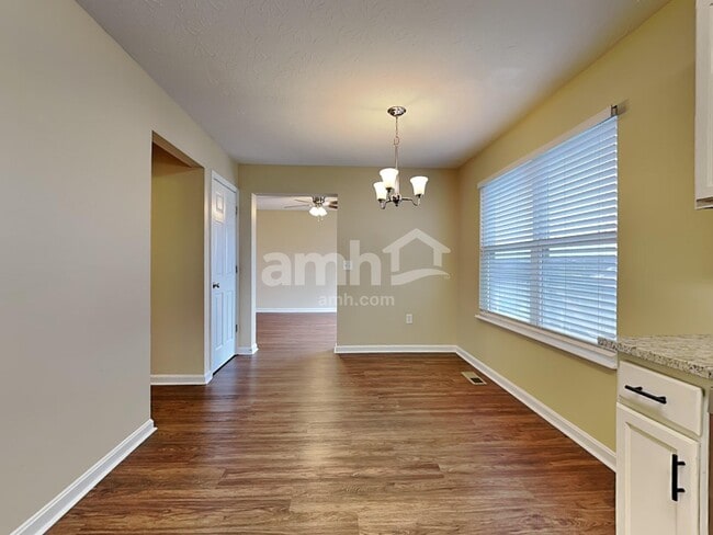 Photo - 10319 Fredricksburg Rd