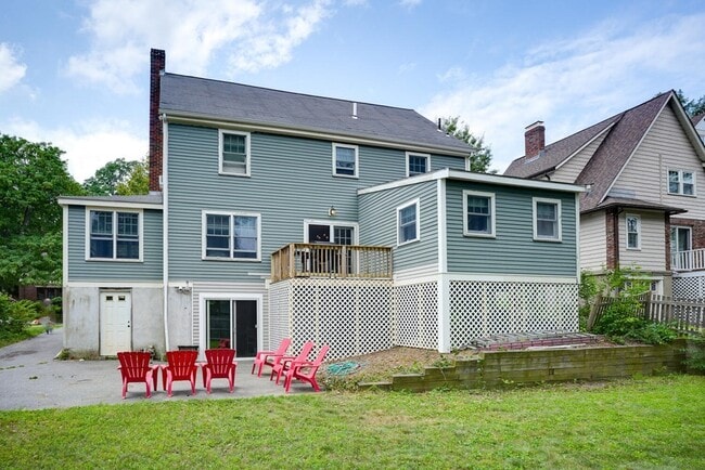 Photo - 72 Richardson Rd