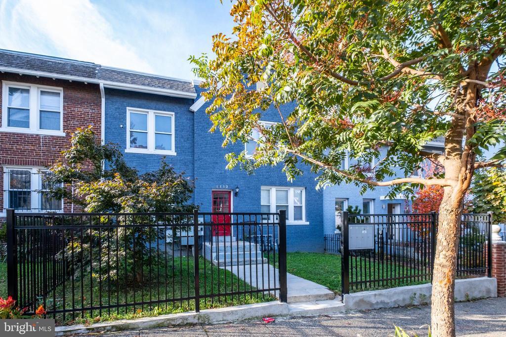 Photo - 1113 Penn St NE Unit 4