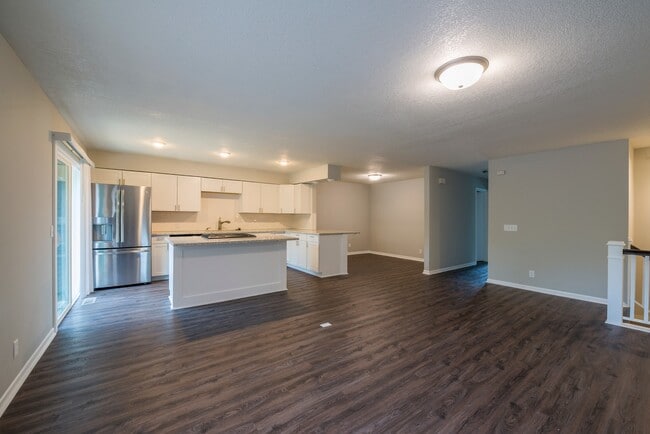 Photo - 5590-5592 Timber Lane Shorewood MN Unidad 5592 Timber Lane