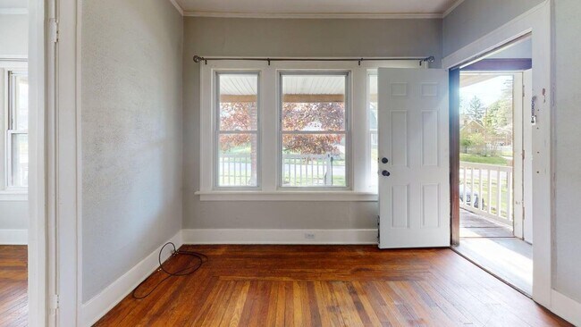 Photo - 236 Watson St Unit 236 Watson St -  A